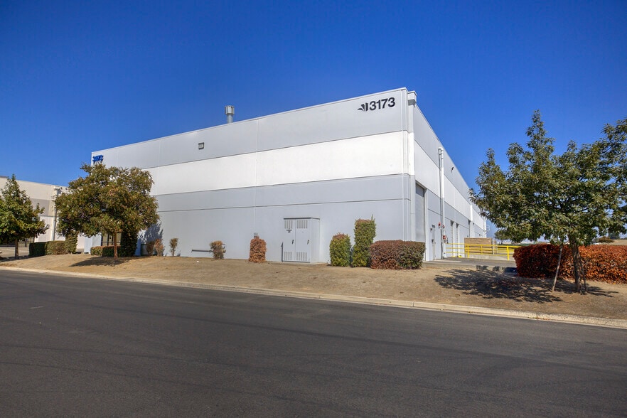 3173 Del Este Ave, Modesto, CA for lease - Building Photo - Image 2 of 5