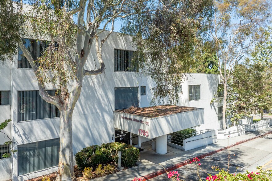 1760 Termino Ave, Long Beach, CA for sale - Building Photo - Image 3 of 41