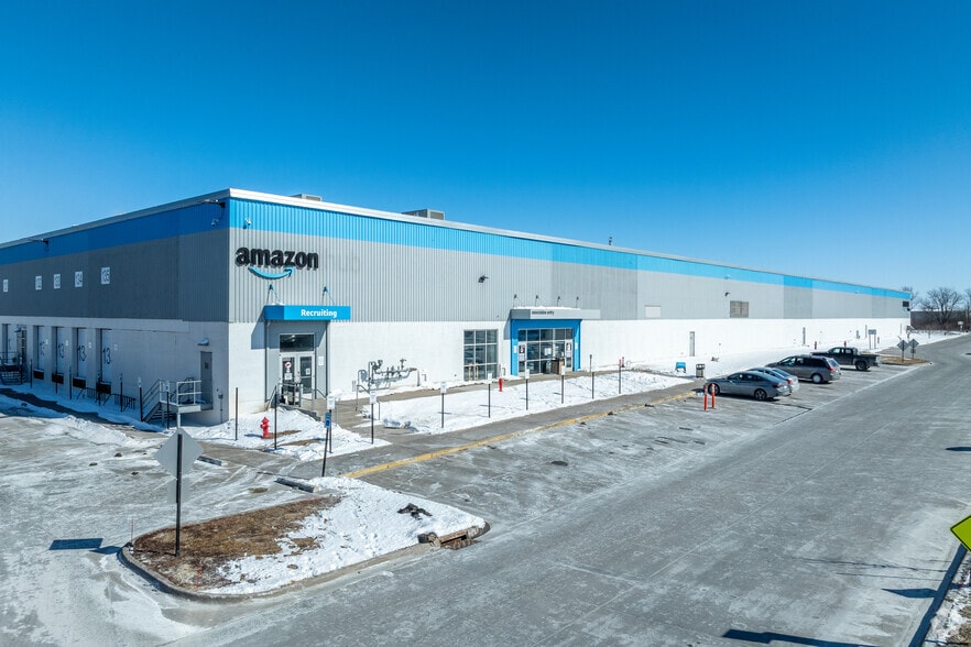 2500 Heinz Rd, Iowa City, IA for sale - Primary Photo - Image 1 of 1