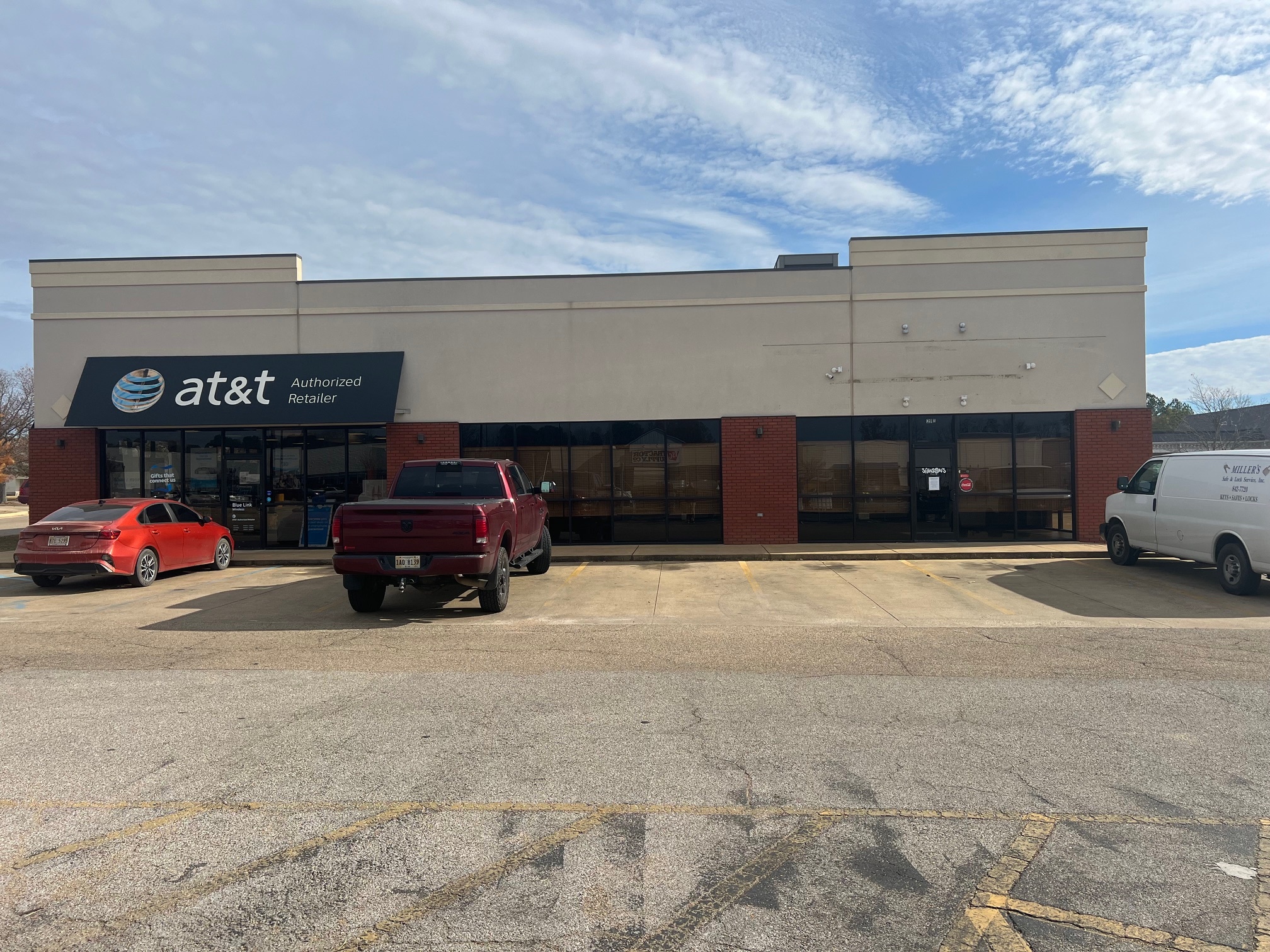 213 Walmart Cir, Booneville, MS for lease Building Photo- Image 1 of 7