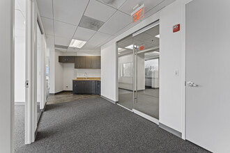 7927 Jones Branch Dr, McLean, VA for lease Building Photo- Image 2 of 22