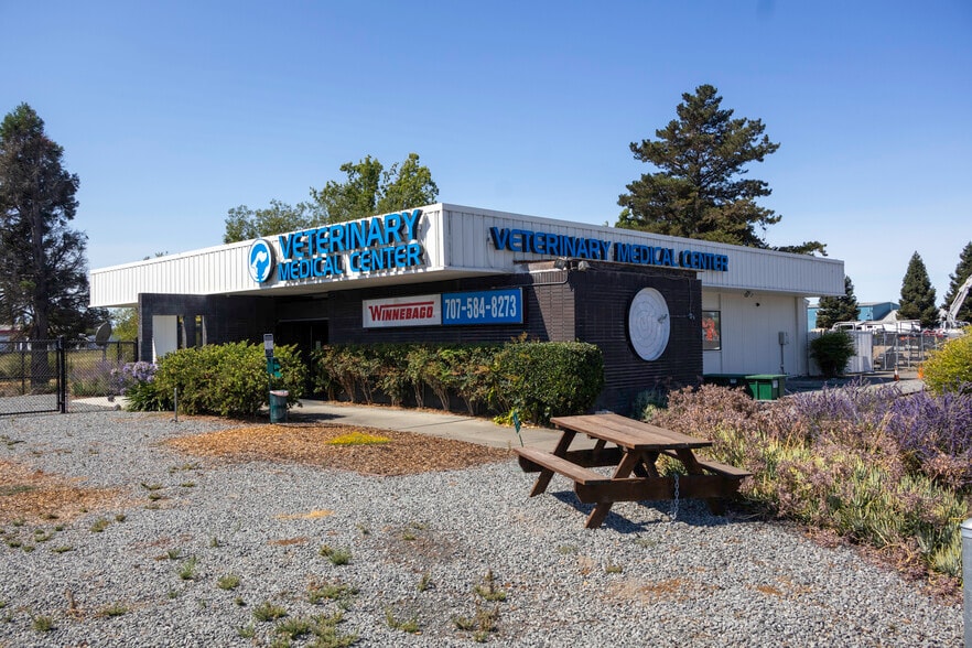 4122 S Moorland Ave, Santa Rosa, CA for sale - Building Photo - Image 1 of 1