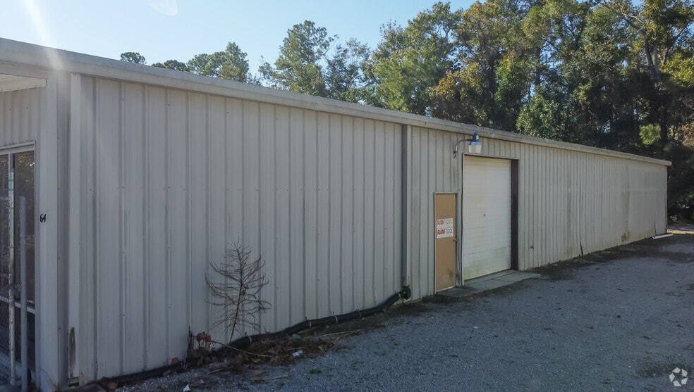 64 Darlington Ave, Wilmington, NC for lease - Building Photo - Image 2 of 5