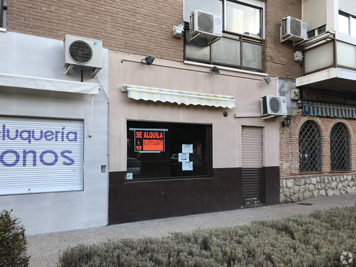 Calle De Fuentespina, 12, Madrid, MAD 28031 - Unit Puerta 09, Esc. 1 -  - Interior Photo - Image 1 of 2