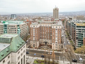 200-220 Grande Allée E, Québec, QC - Aerial map view