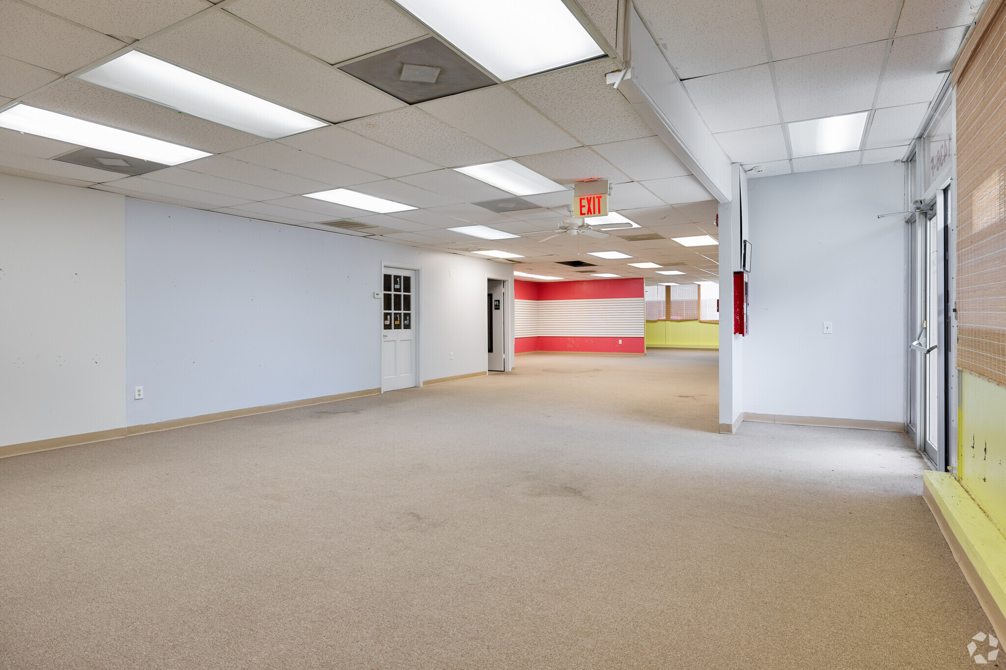 1402-1472 Old Dixie Hwy, Vero Beach, FL for lease Interior Photo- Image 1 of 4