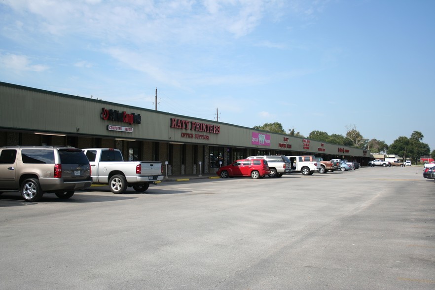 5801-5901 Highway Blvd, Katy, TX for lease - Building Photo - Image 2 of 6