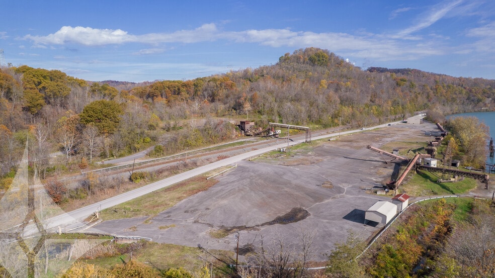 100 Fort Martin Rd, Maidsville, WV for sale - Building Photo - Image 2 of 12