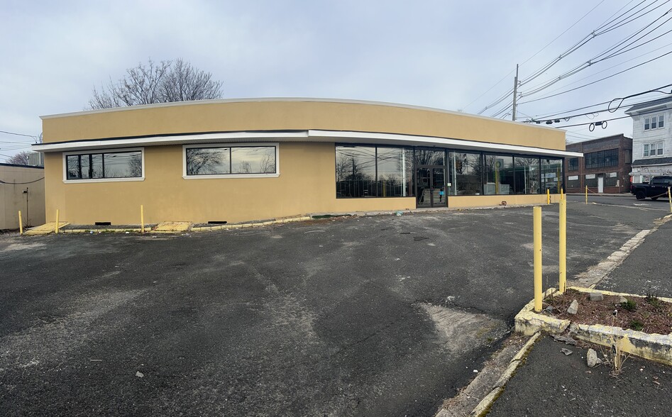 1398 Liberty Ave, Hillside, NJ for lease - Building Photo - Image 2 of 7