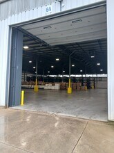 39-41 Burwell Rd, St Thomas, ON for lease Interior Photo- Image 1 of 11