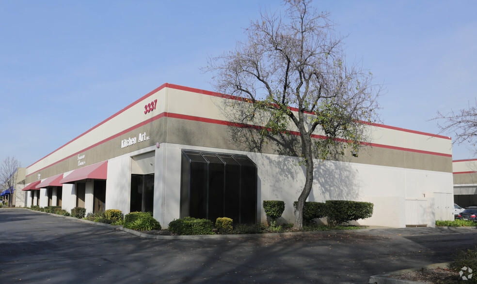 3337 Sunrise Blvd, Rancho Cordova, CA for lease - Primary Photo - Image 1 of 4