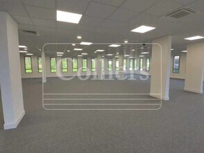 200 Rue Pierre Duhem, Aix-en-Provence for lease Interior Photo- Image 2 of 3