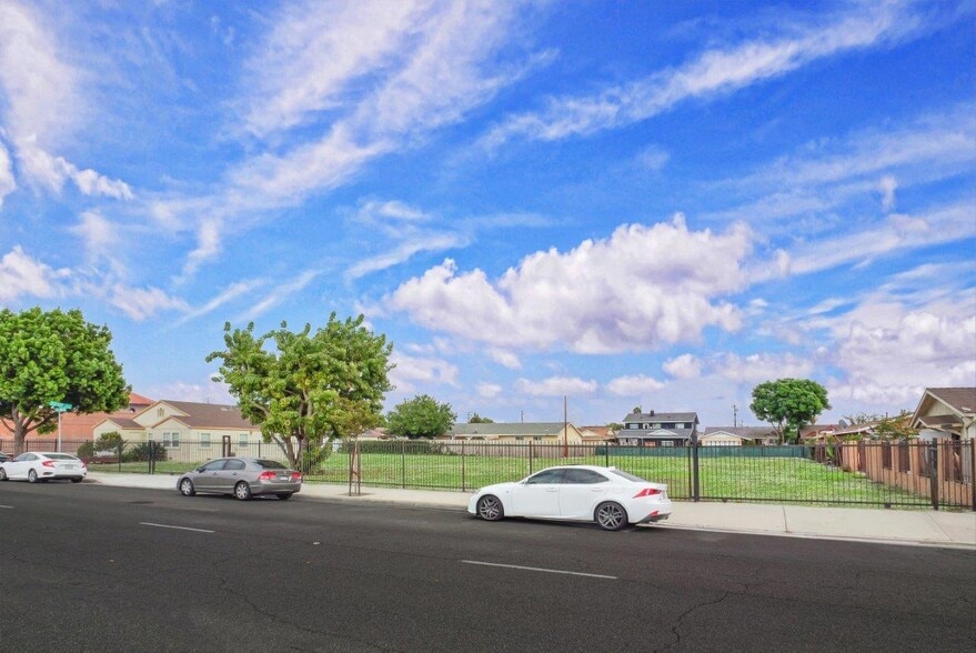 22108 Avalon Blvd, Carson, CA for sale - Building Photo - Image 2 of 12