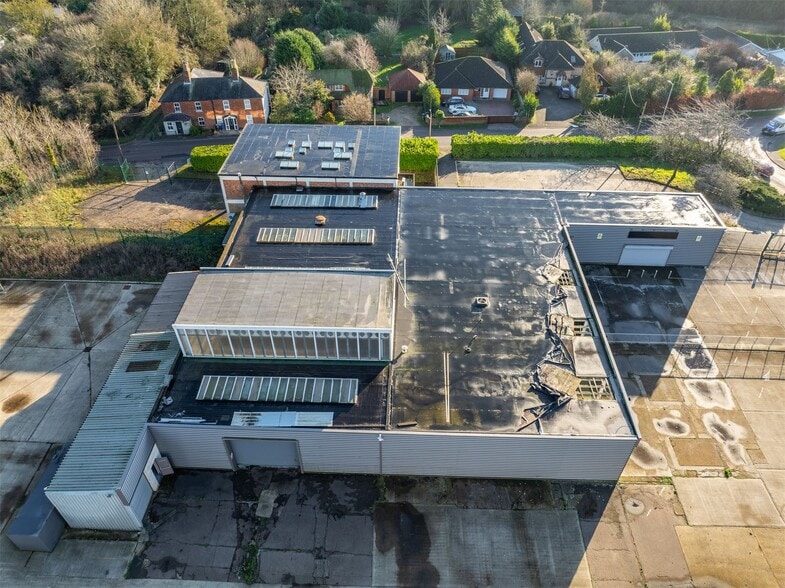 2 Hollands Rd, Haverhill for lease - Primary Photo - Image 1 of 2