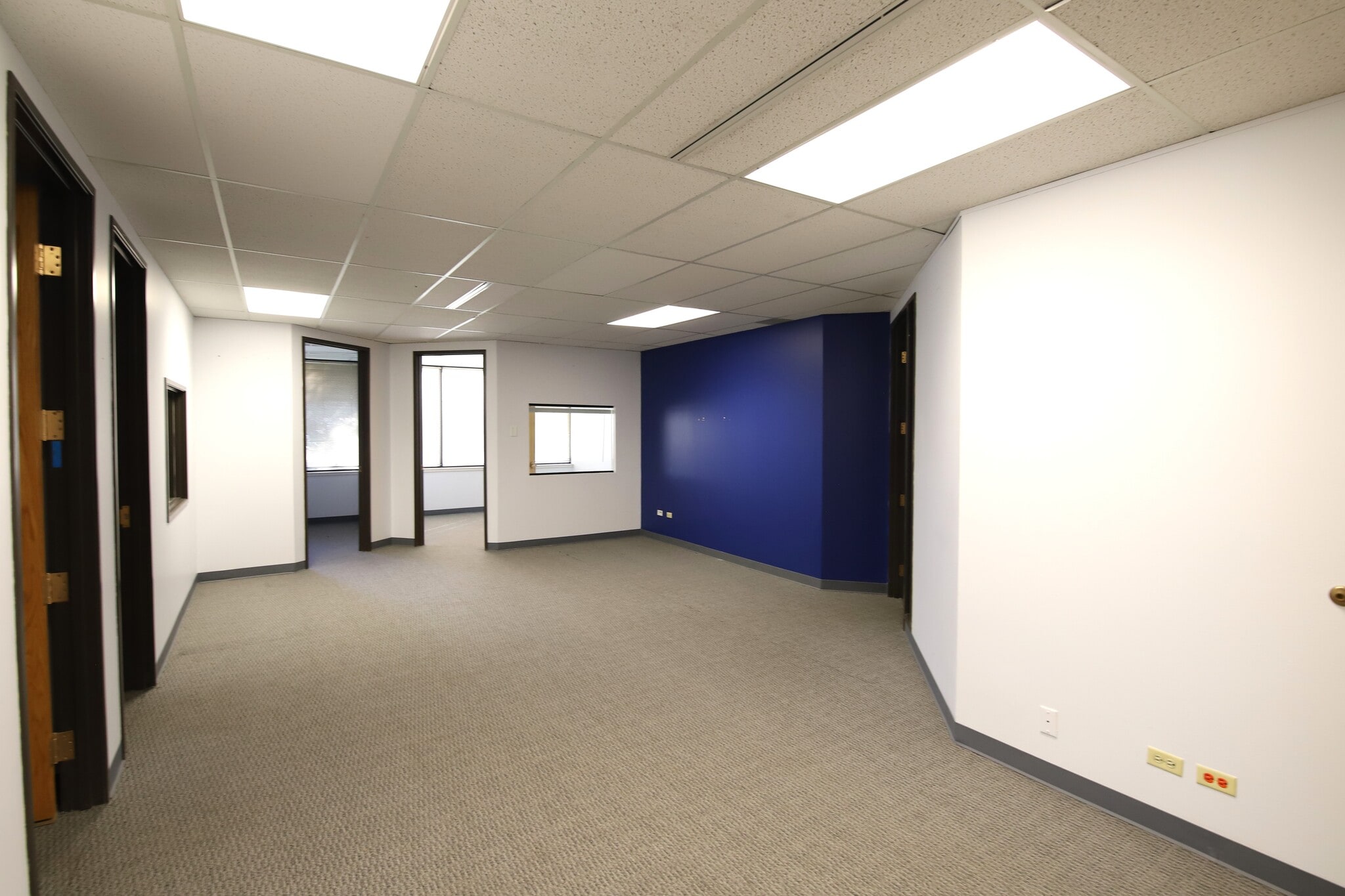 12150-12200 E Briarwood Ave, Centennial, CO for lease Interior Photo- Image 1 of 8