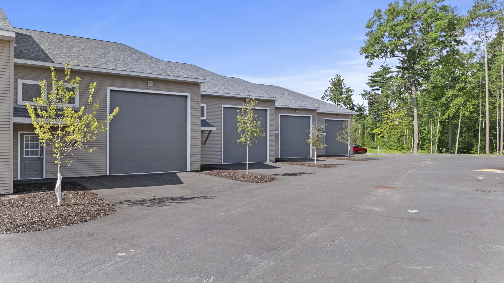 12 Shenandoah Dr, Saratoga Springs, NY for lease Building Photo- Image 1 of 13