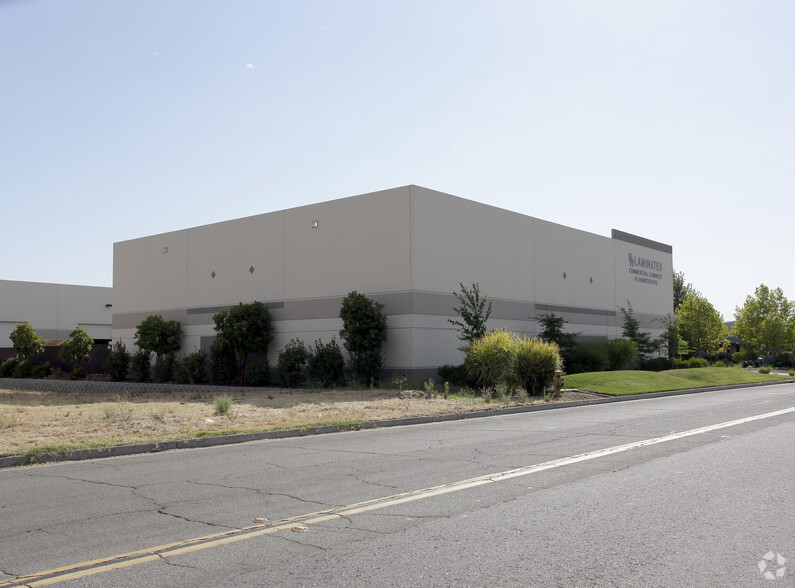 1403 Nichols Dr, Rocklin, CA for lease - Building Photo - Image 2 of 2