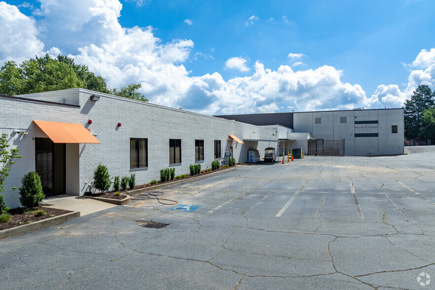 1144 Mailing Ave, Atlanta, GA for lease - Building Photo - Image 2 of 8