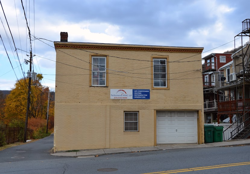 400 S Centre St, Pottsville, PA for sale - Building Photo - Image 2 of 9