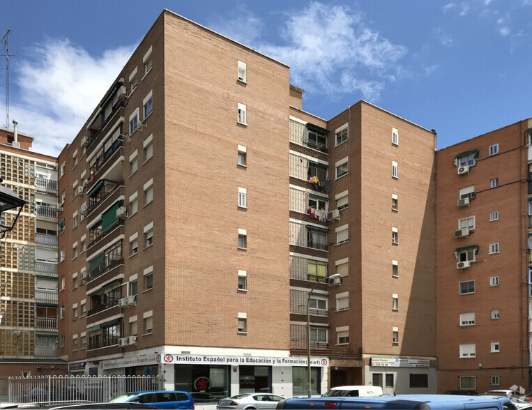 Avenida de Portugal, 73, Móstoles, Madrid for lease - Primary Photo - Image 1 of 1