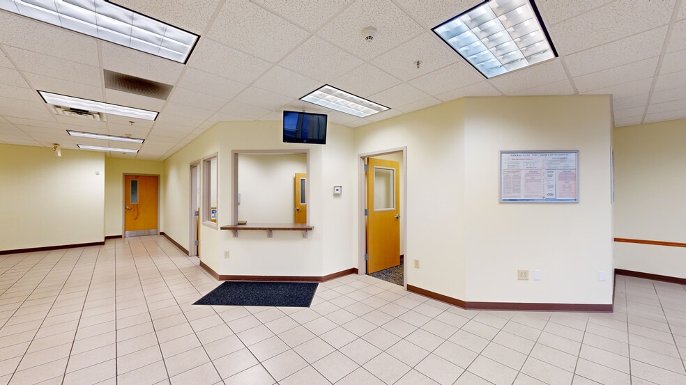 580 Raco Pky, Pendergrass, GA for lease - Matterport 3D Scan - Image 3 of 21