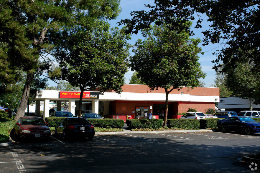 11701 Telegraph Rd, Santa Fe Springs, CA for lease - Primary Photo - Image 1 of 3