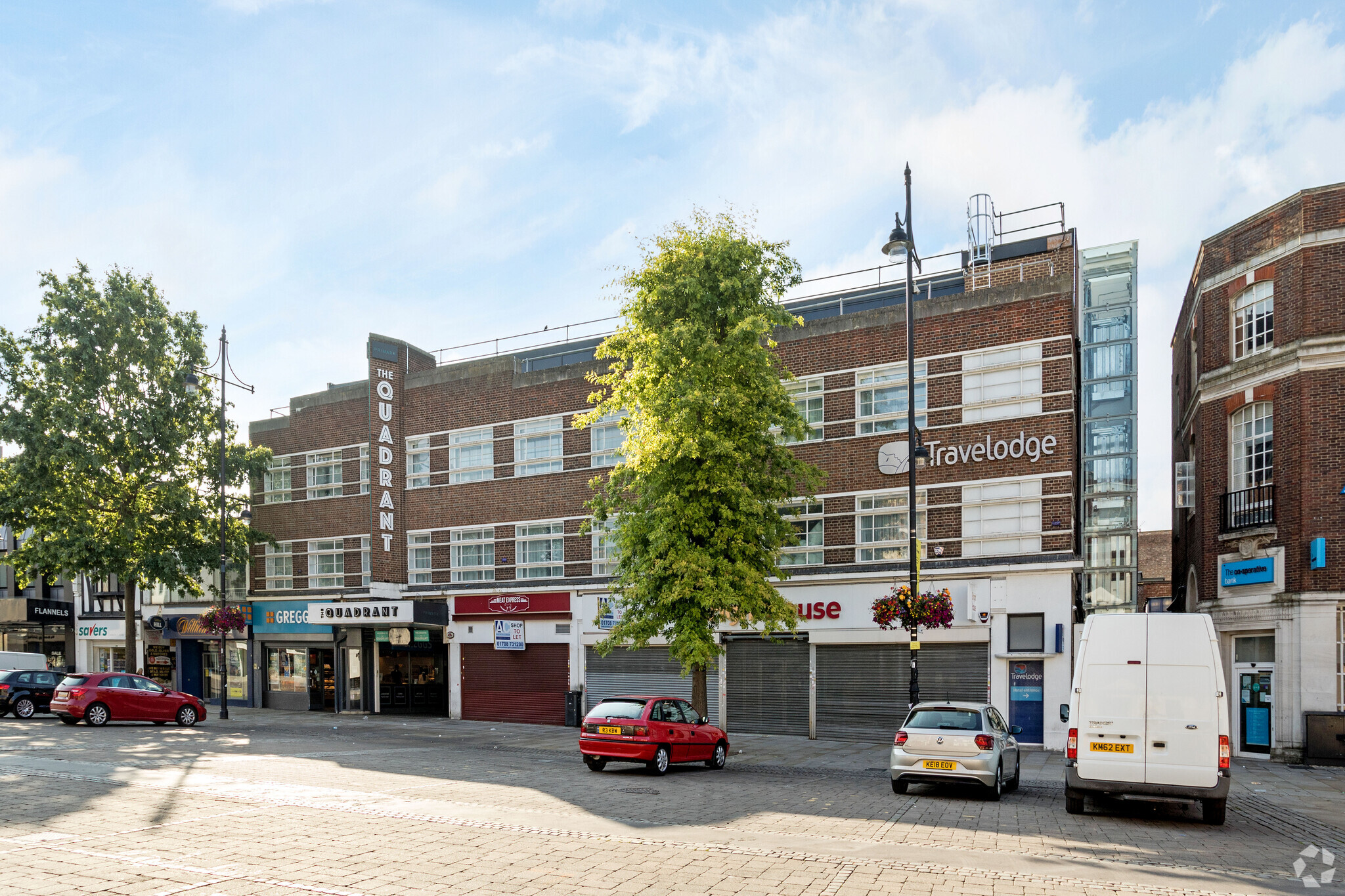 1-3 Quadrant Arcade, Romford for sale Primary Photo- Image 1 of 20