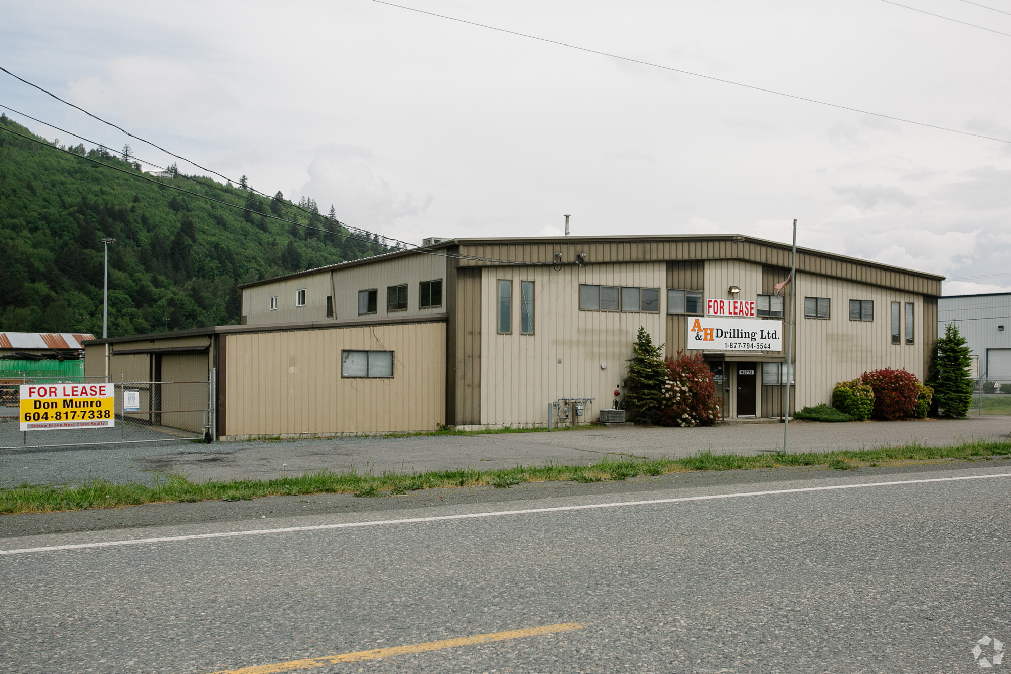 43775 Industrial Way, Chilliwack, BC for sale Primary Photo- Image 1 of 1