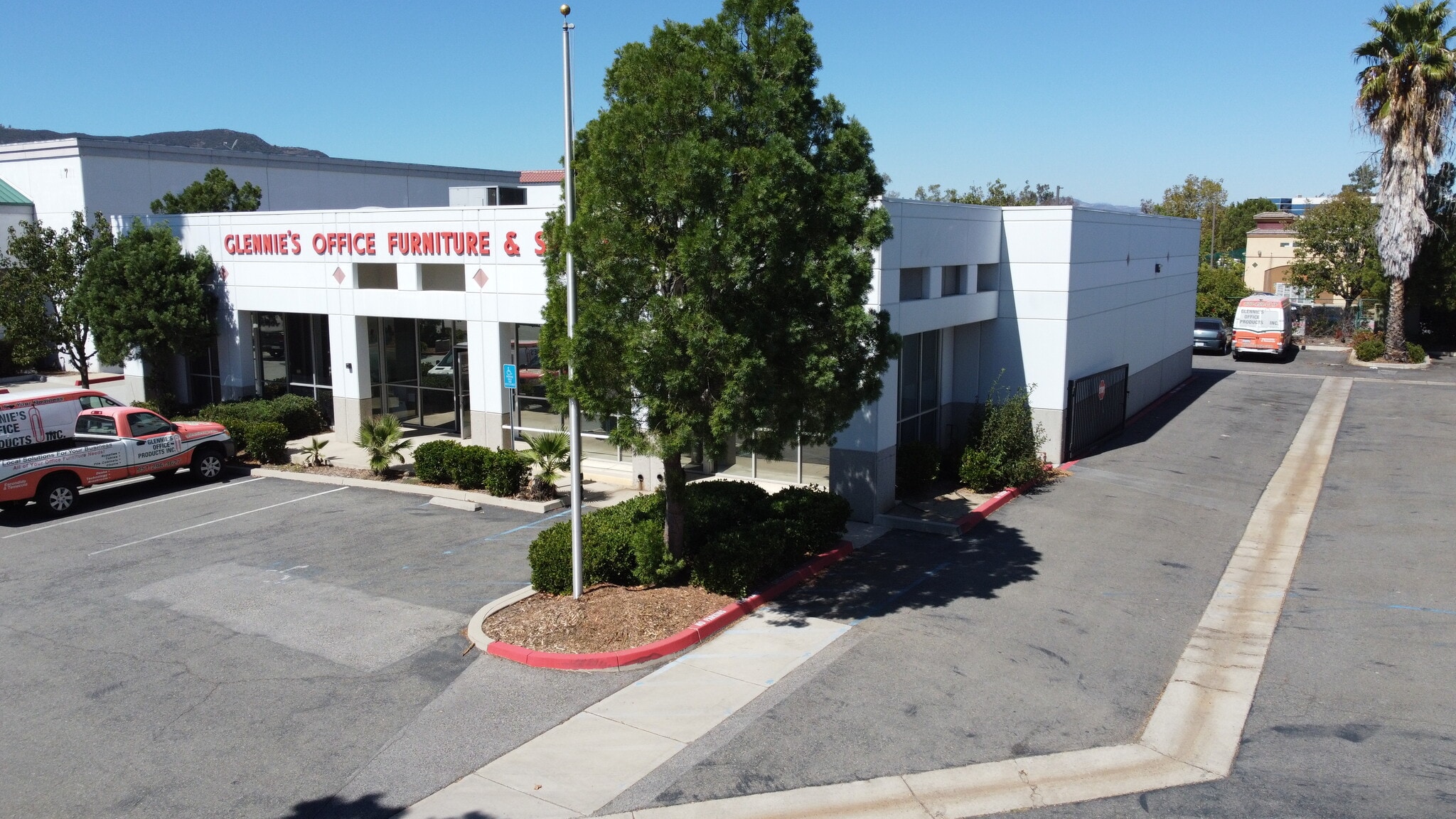 41695 Enterprise Cir S, Temecula, CA 92590