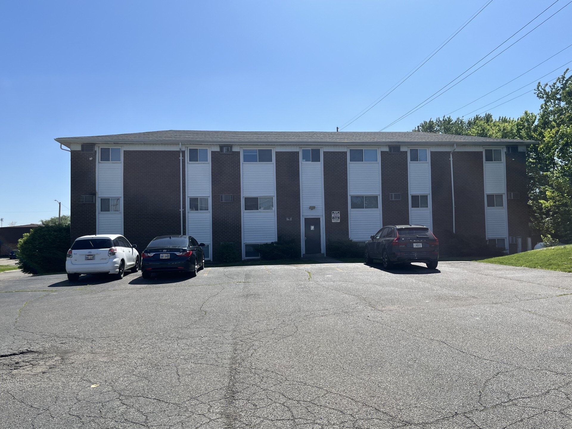 62-Unit 8 Building Multifamily Portfolio portfolio of 8 properties for sale on LoopNet.com Building Photo- Image 1 of 15