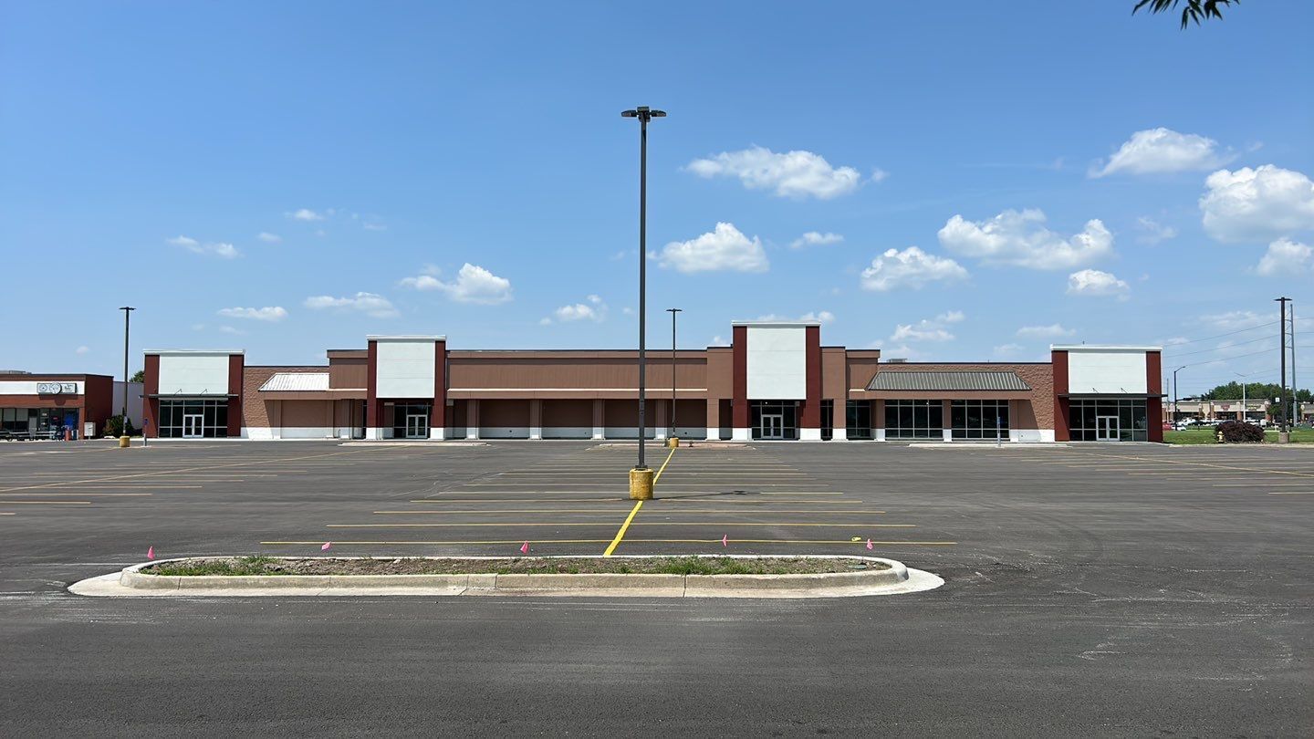 830 E Main St, Gardner, KS for lease Building Photo- Image 1 of 3