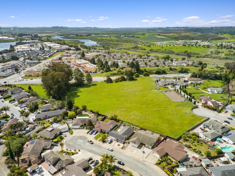 40 Eileen St, Watsonville, CA for sale - Building Photo - Image 3 of 16