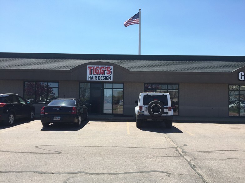 3801 W 34th St, Sioux Falls, SD for sale - Building Photo - Image 1 of 1