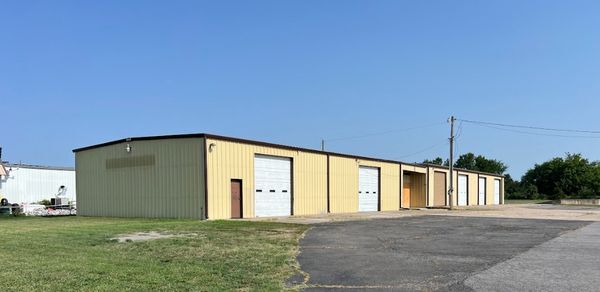 2175 W Choctaw St, Tahlequah, OK for lease - Building Photo - Image 1 of 12