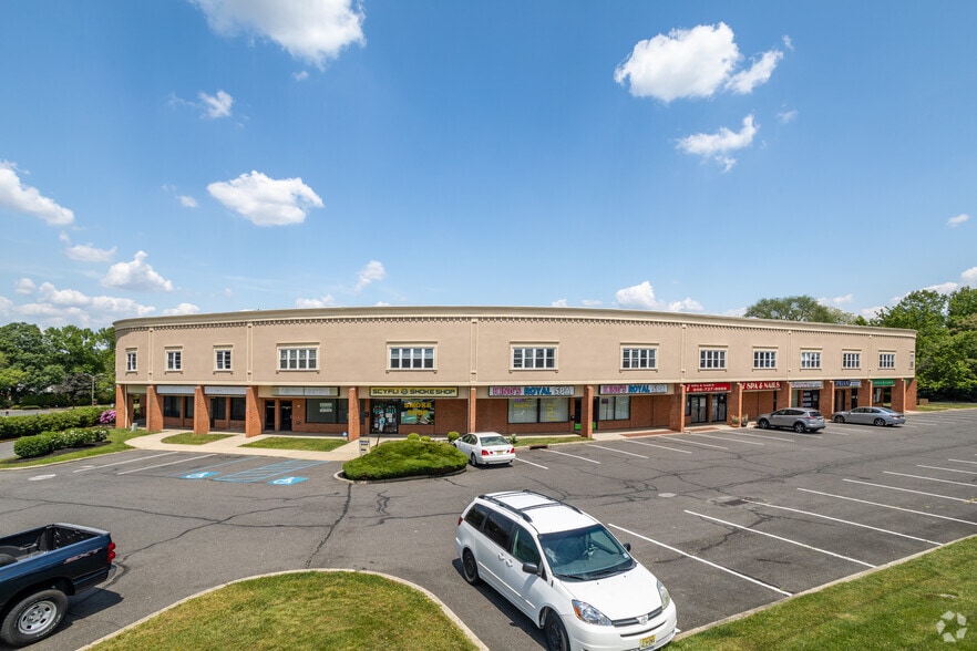 4201 Church Rd, Mount Laurel, NJ for lease - Building Photo - Image 3 of 10