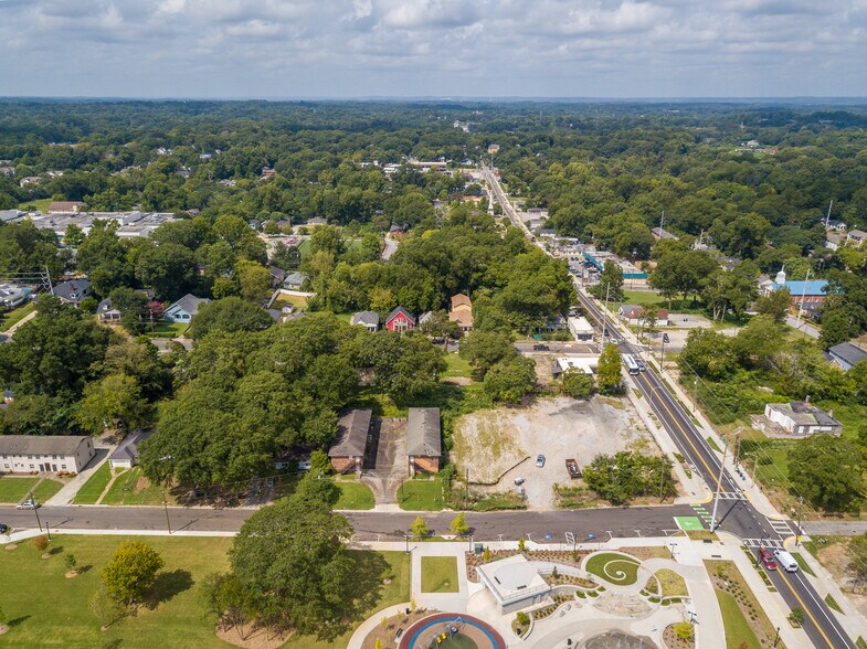 660-678 Joseph E Boone Blvd NW, Atlanta, GA for sale - Building Photo - Image 2 of 4