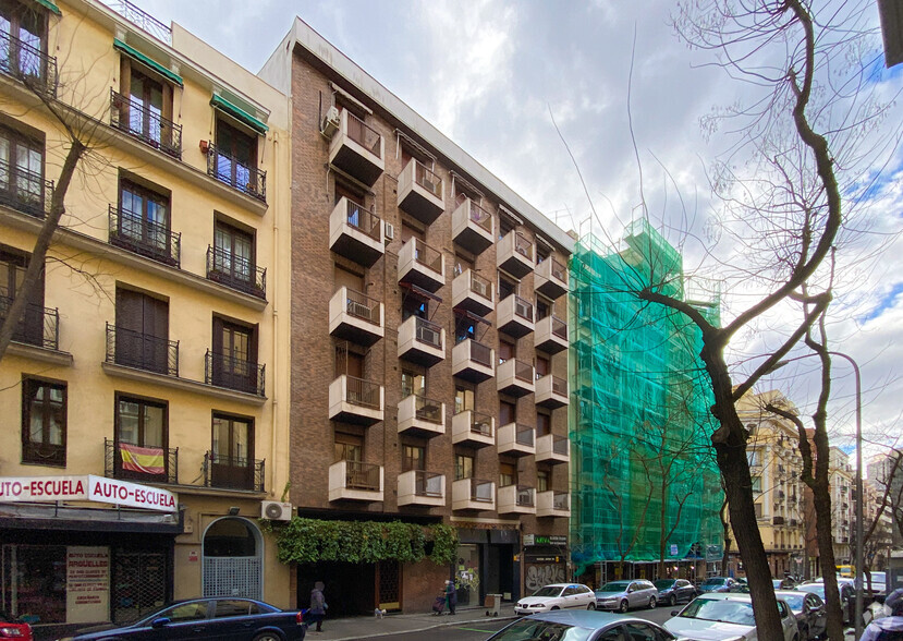 Calle Andrés Mellado, 18, Madrid, Madrid for sale - Building Photo - Image 2 of 2