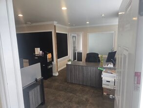 20381 62nd Ave, Langley Twp, BC for lease Building Photo- Image 2 of 22