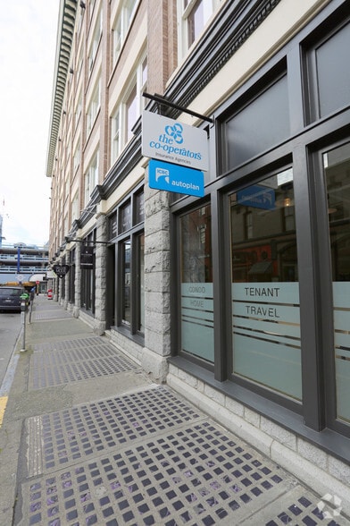 645 Fort St, Victoria, BC for lease - Building Photo - Image 2 of 5