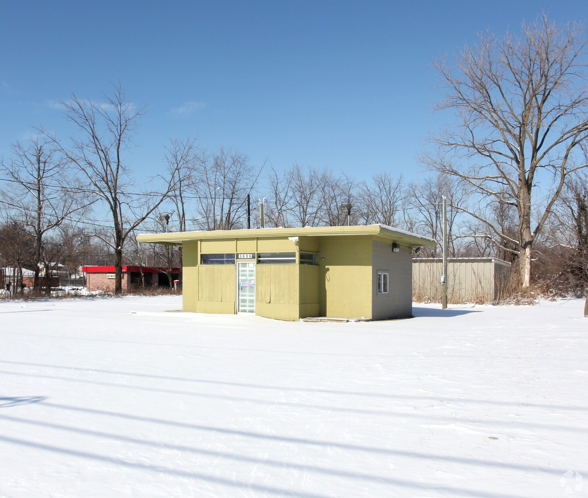3696 E Main St, Whitehall, OH for sale Primary Photo- Image 1 of 1