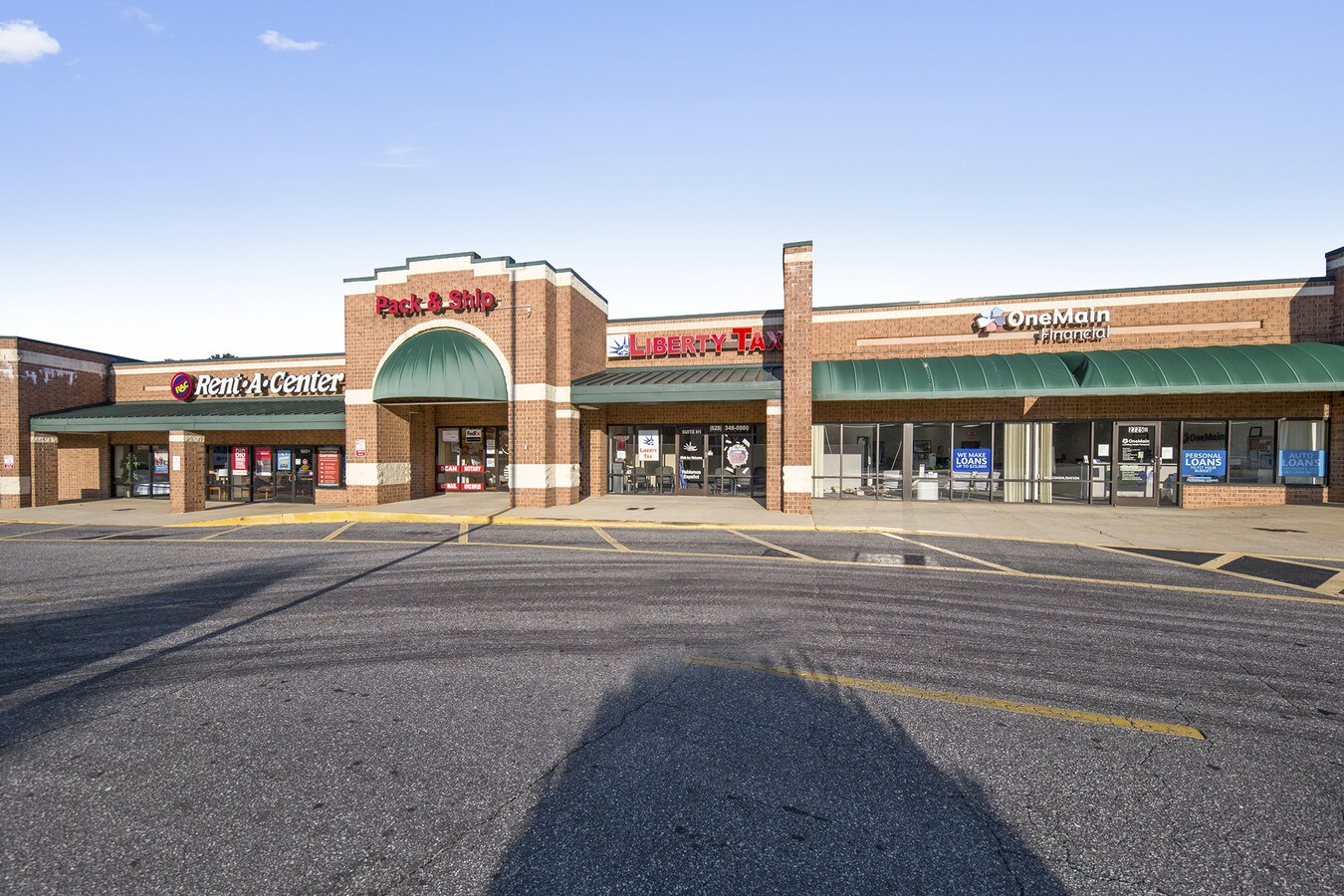 2725 Northwest Blvd, Newton, NC 28658 Marketplace Center