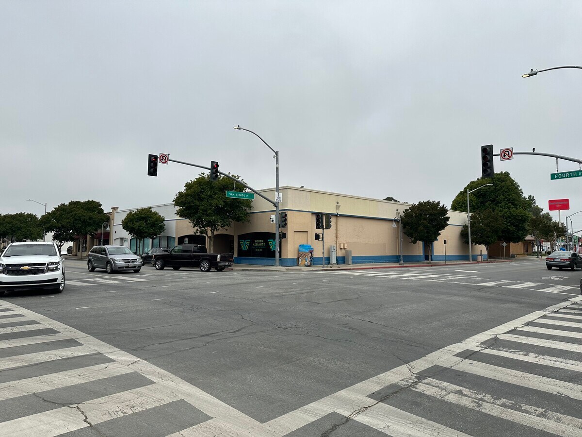 310-320 4th St, Hollister, CA 95023 | LoopNet