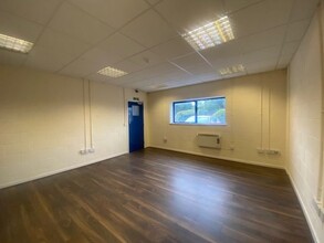 Foreshore Rd, Cardiff for lease Interior Photo- Image 2 of 3