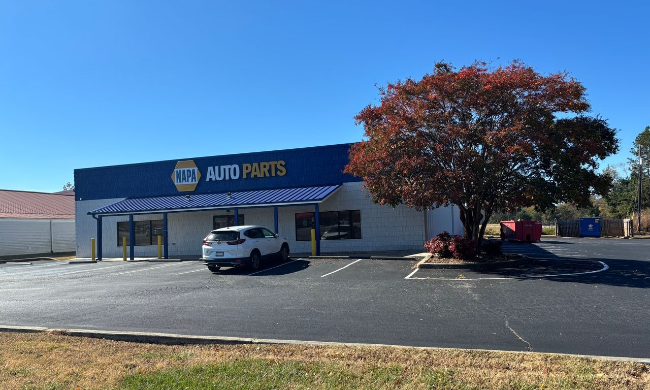 902 South St, Simpsonville, SC for lease Building Photo- Image 1 of 7