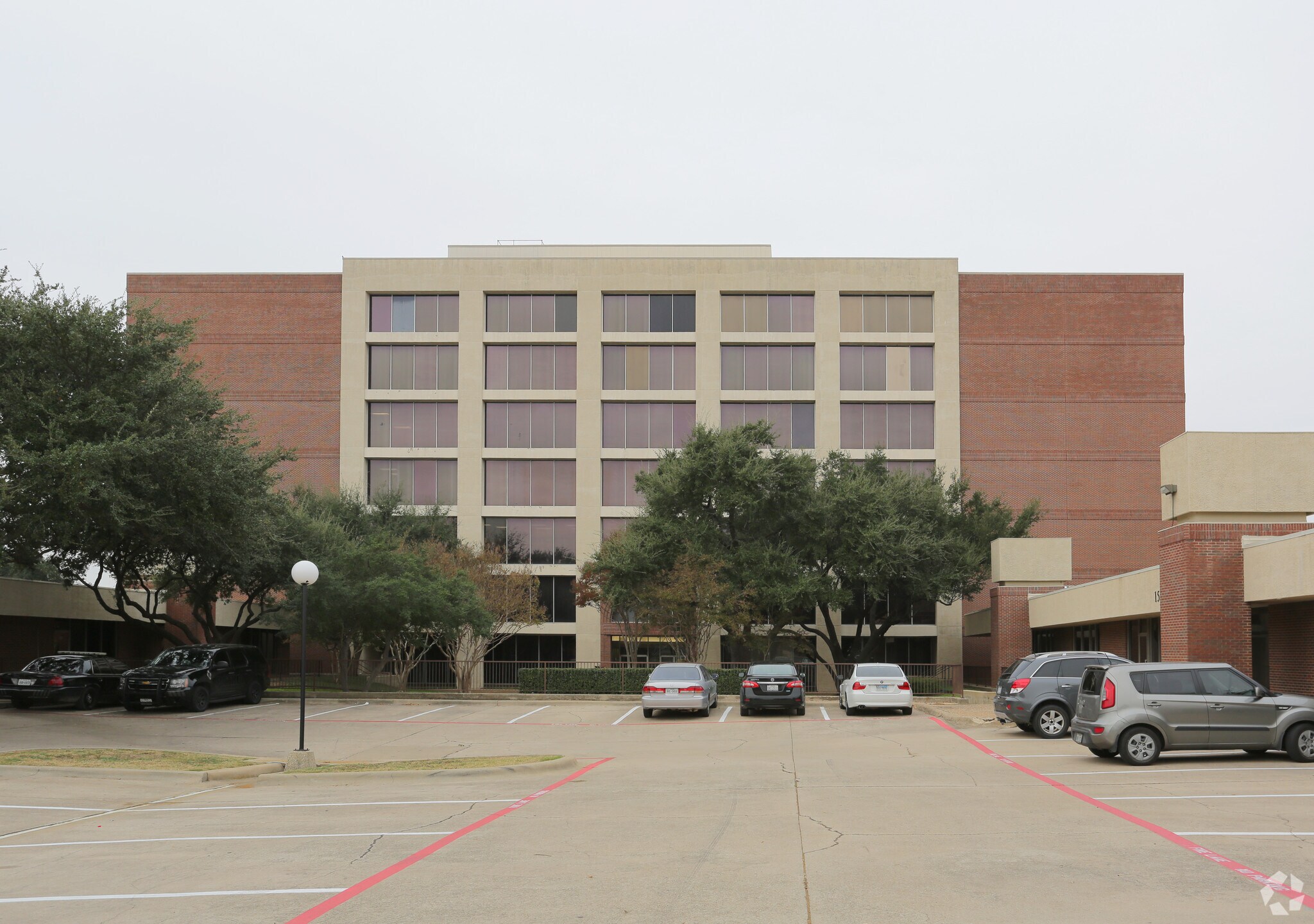 1545 W Mockingbird Ln, Dallas, TX for sale Primary Photo- Image 1 of 1