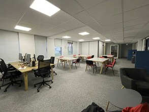 Office in Montreuil for lease Interior Photo- Image 2 of 3