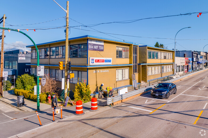 395 W Broadway, Vancouver, BC for lease - Building Photo - Image 1 of 3