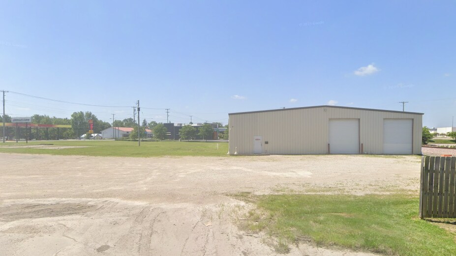 3727 N Broadway Ave, Muncie, IN for sale - Building Photo - Image 3 of 5