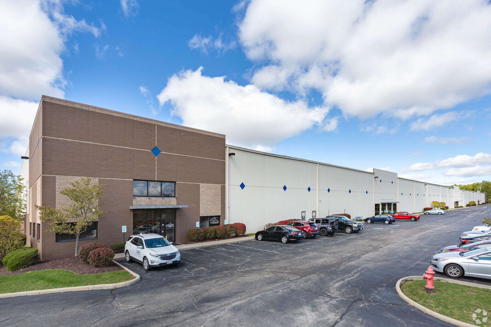 1261 Highland Rd, Macedonia, OH for lease Primary Photo- Image 1 of 6