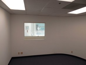 2000 Banks Rd, Margate, FL for lease Interior Photo- Image 2 of 3